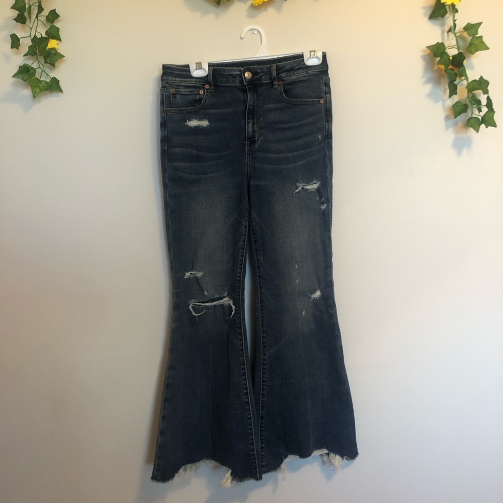 NWOT Ripped flare denim jeans